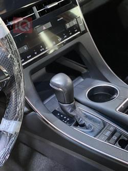 تويوتا أفالون